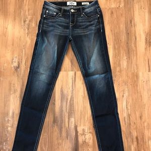 Virgo day trip skinny jeans